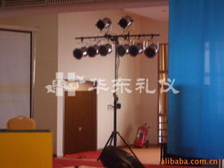 大連華東禮儀 專業(yè)活動舞臺、舞美燈光策劃租賃及禮儀服務(wù)價(jià)格信息解析
